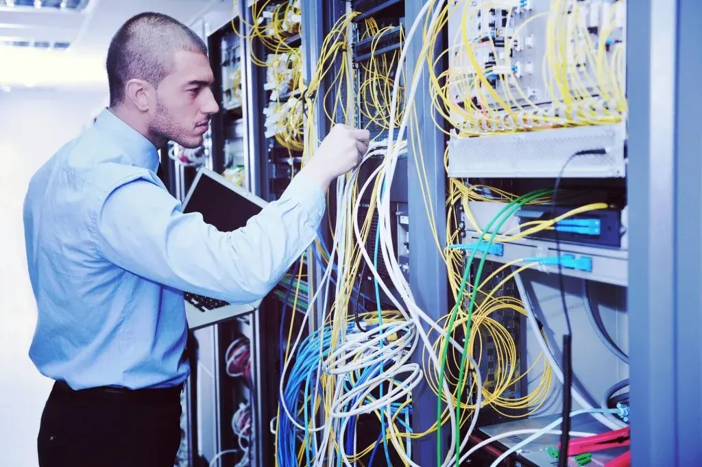 Support technician troubleshooting a network connection